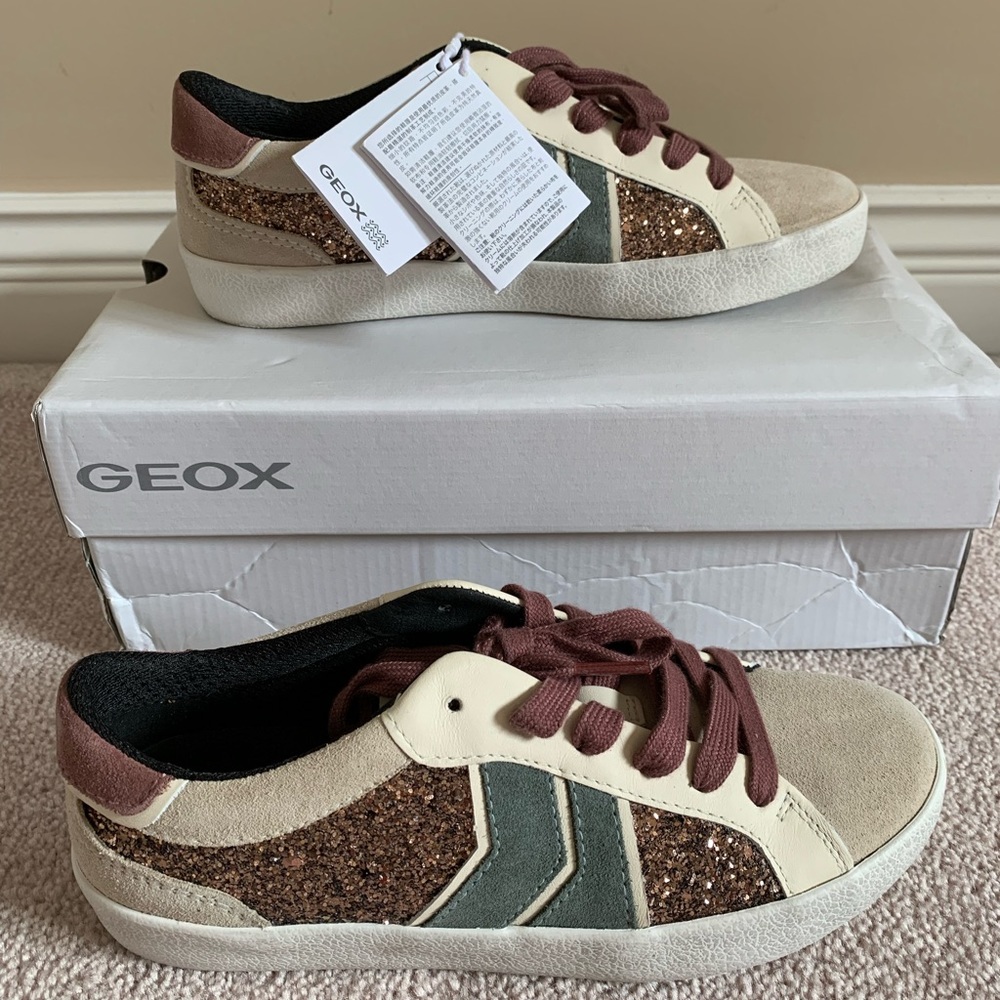 Chic Geox sneakers